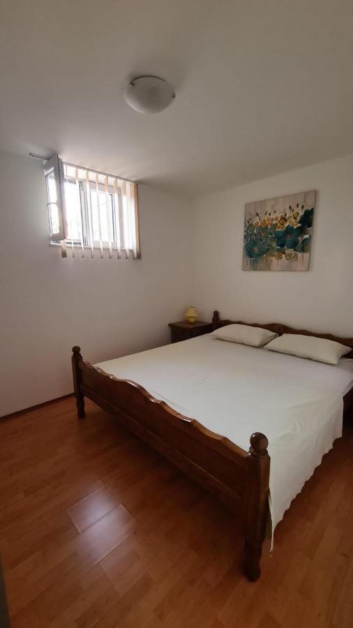 Apartments Pavlinovic Kastela Ngoại thất bức ảnh
