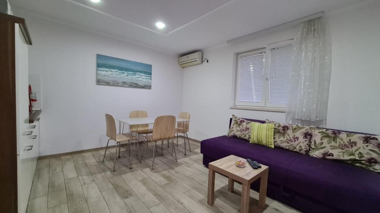 Apartments Pavlinovic Kastela Ngoại thất bức ảnh